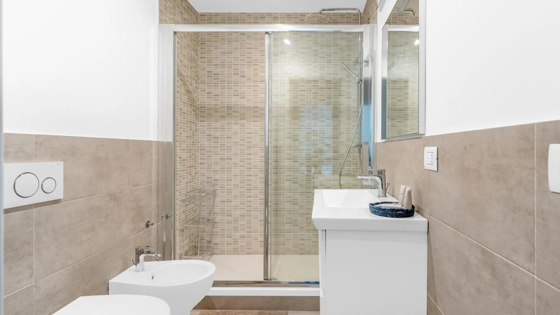 Easy Isola Apartment Mediolan