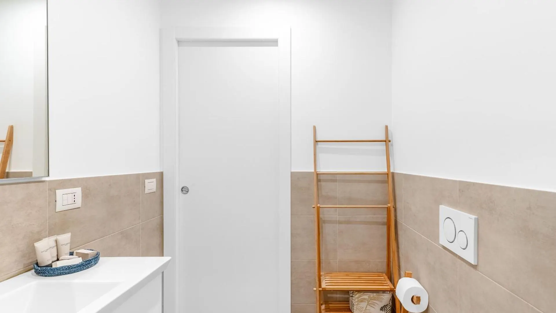 Easy Isola Apartment Mediolan