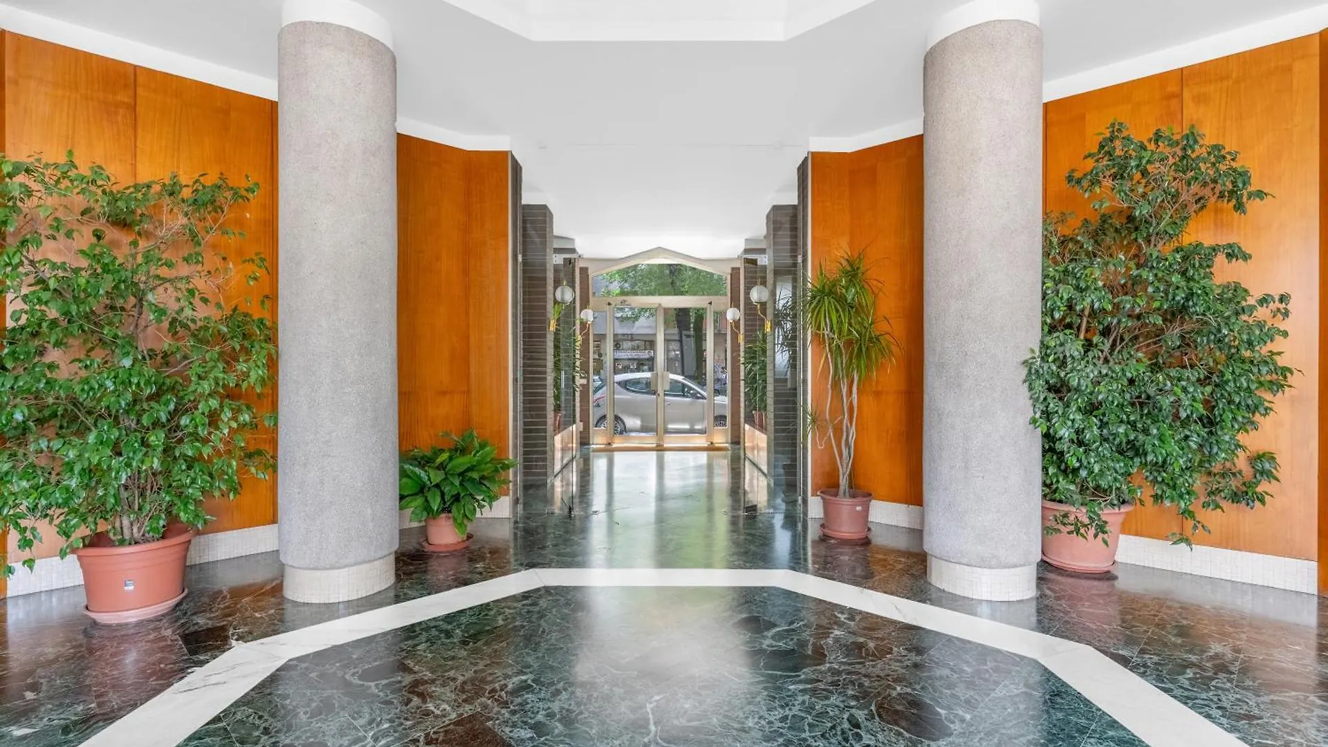 Easy Isola Apartment Milano 0*,  İtalya